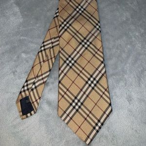 Men’s Burberry neck tie